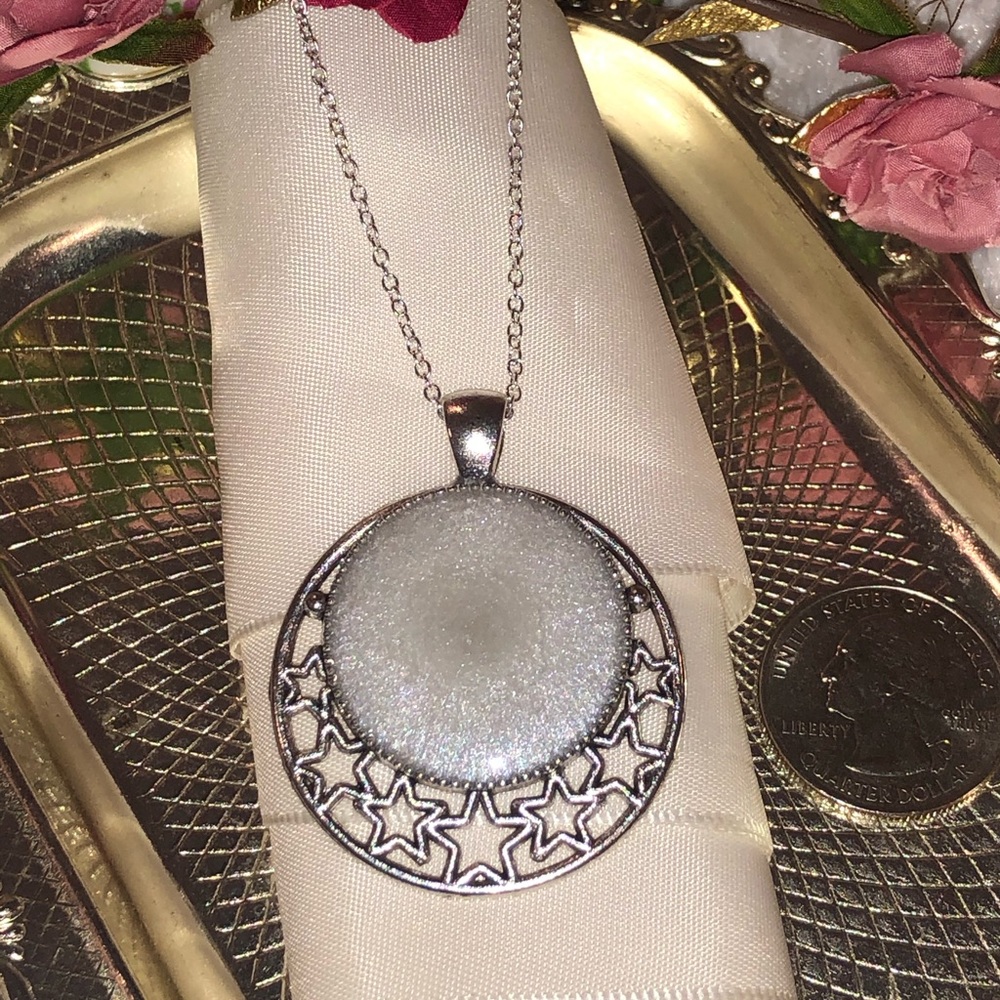 Pearly White Pendant